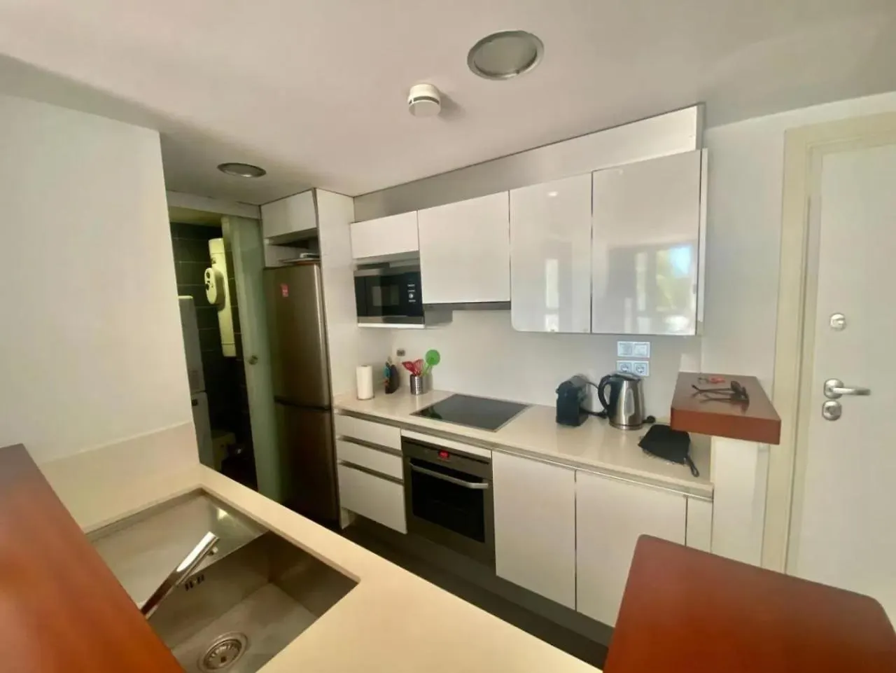 Apartment For Rent In Calle Del Doctor Aiguader Barcelona