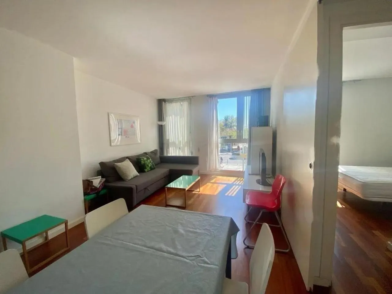 Apartment For Rent In Calle Del Doctor Aiguader Barcelona 0*,  Hiszpania